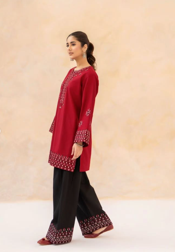 Shai Noor Afreen 2 Piece embroidered suit side view for women