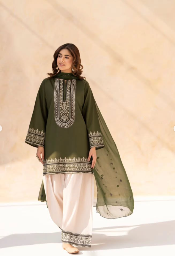 Shai Noor Pista 3 Piece embroidered shirt with embroidered trouser and chiffon dupatta made in Pakistan