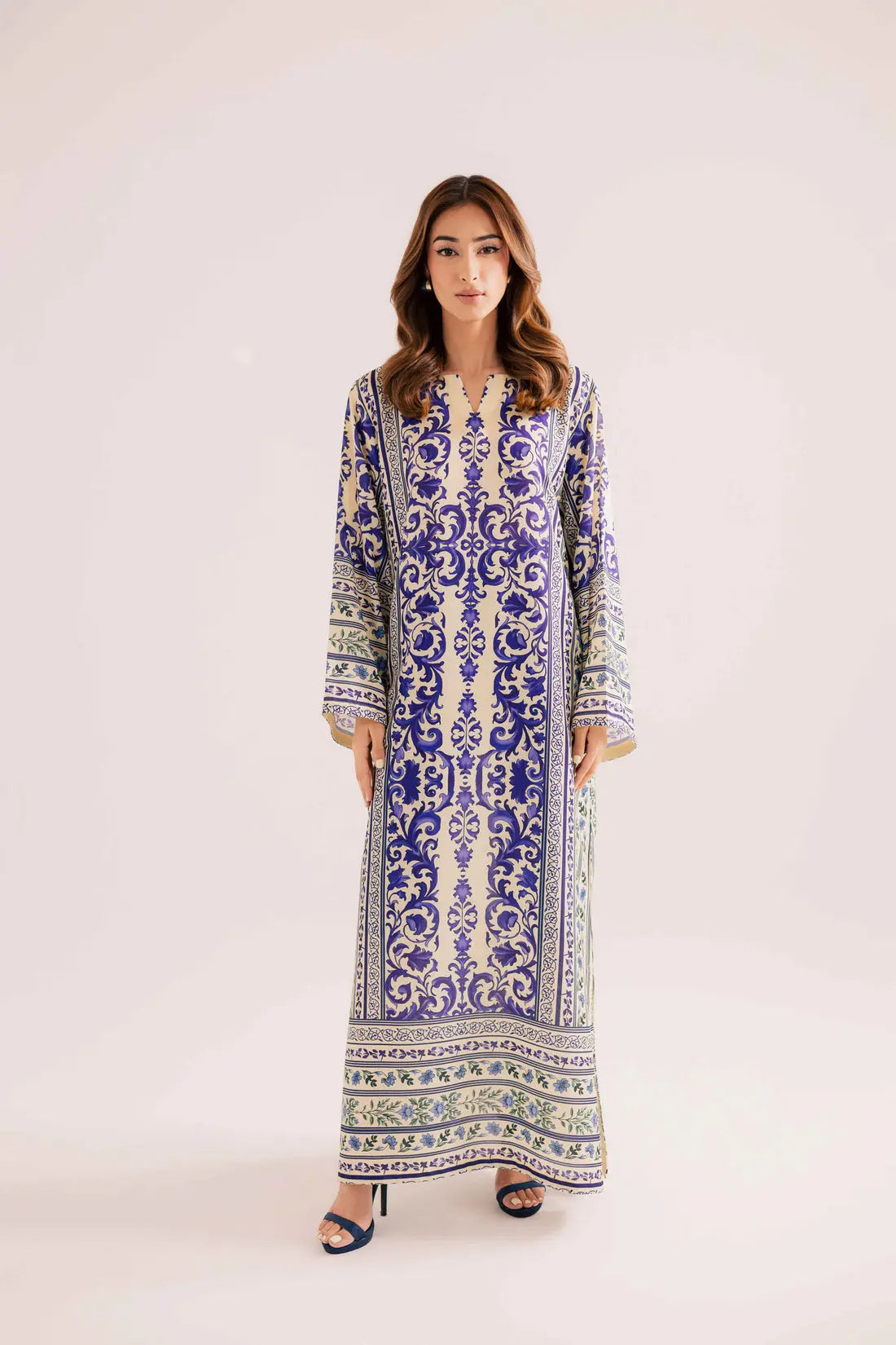 Kaftan 2 Piece Printed Dress Front Close View by Shai Noor Pakistan