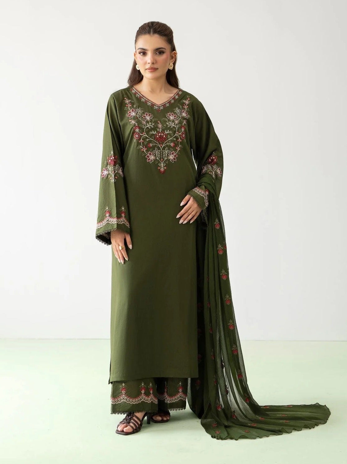 Shai Noor Hamrhi 3 piece
