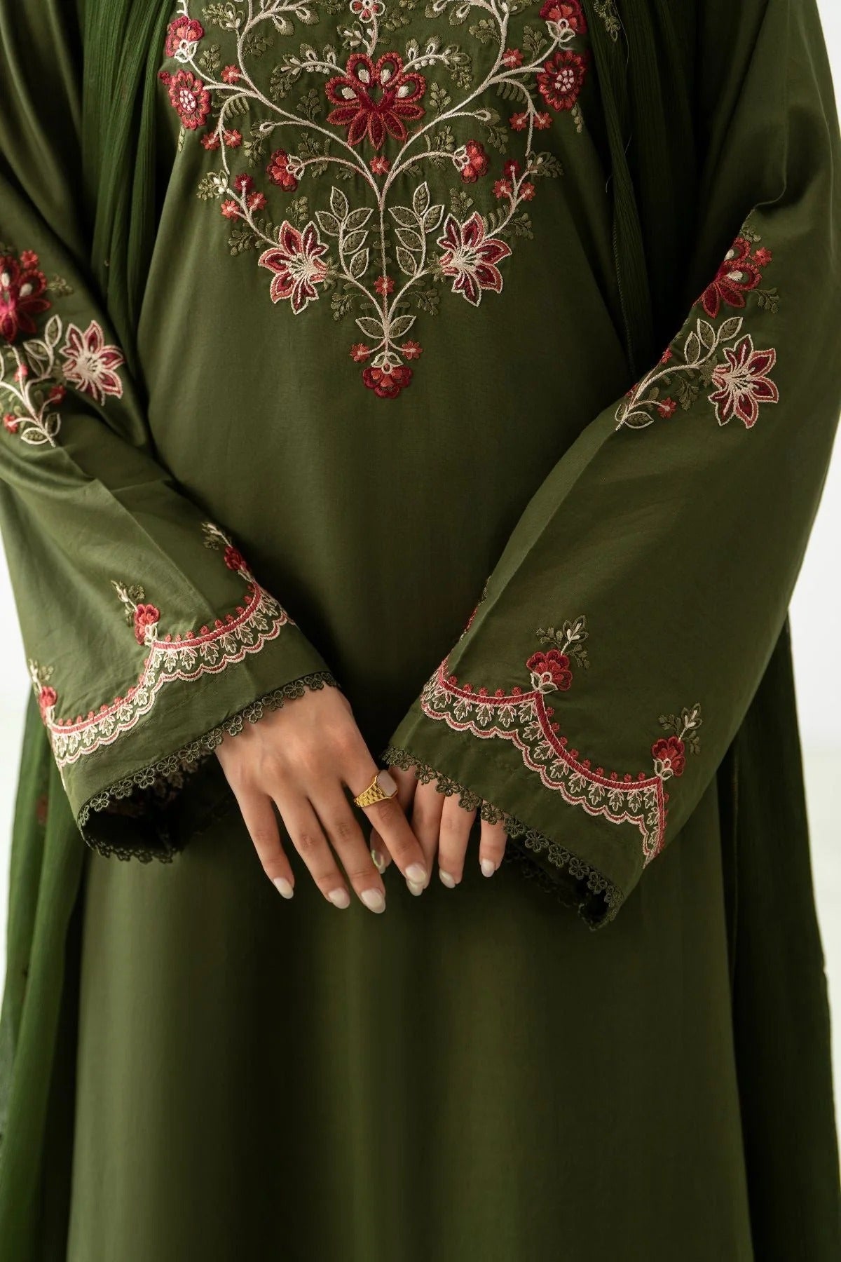 Shai Noor Hamrhi 3 piece
