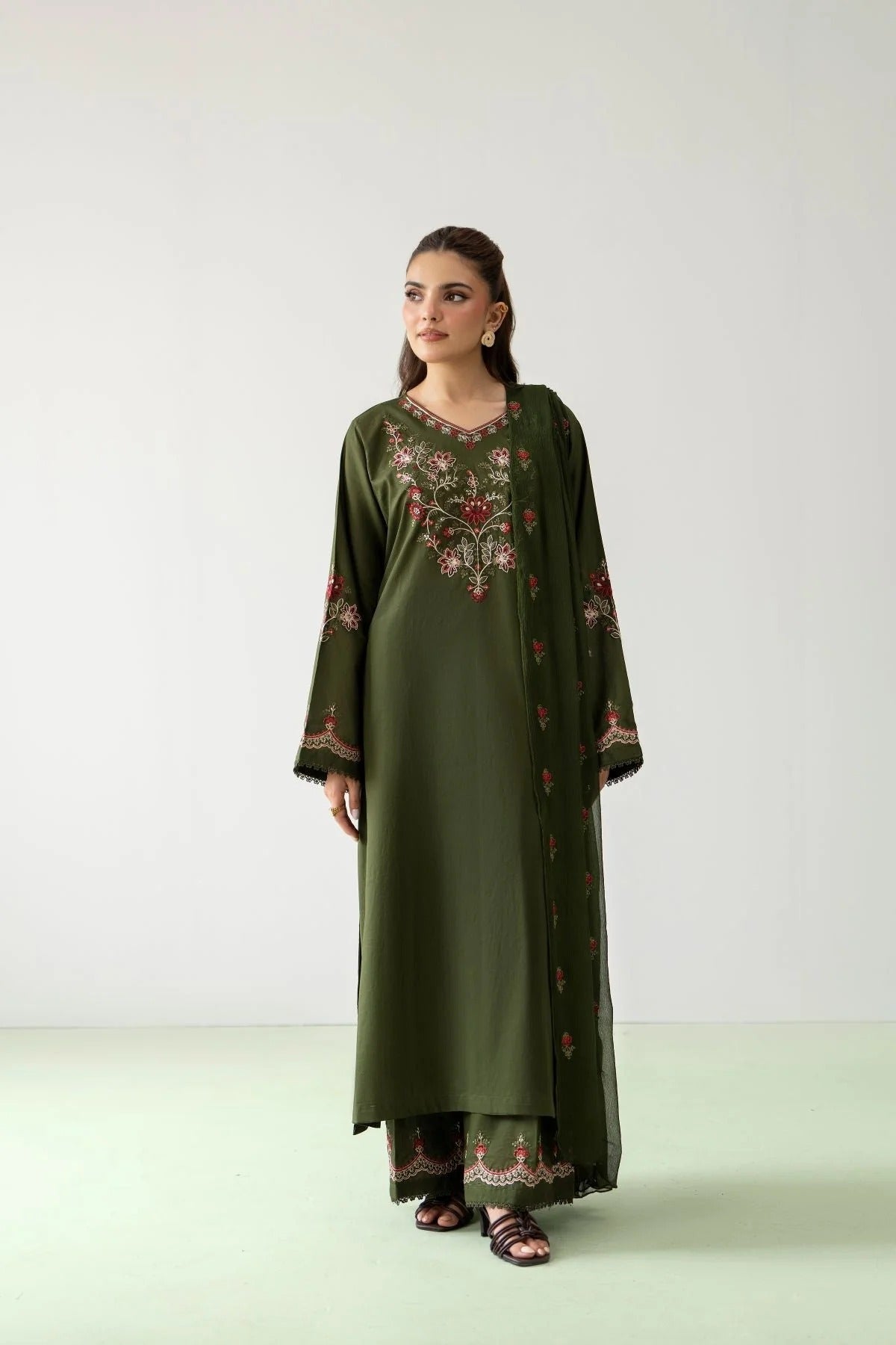 Shai Noor Hamrhi 3 piece