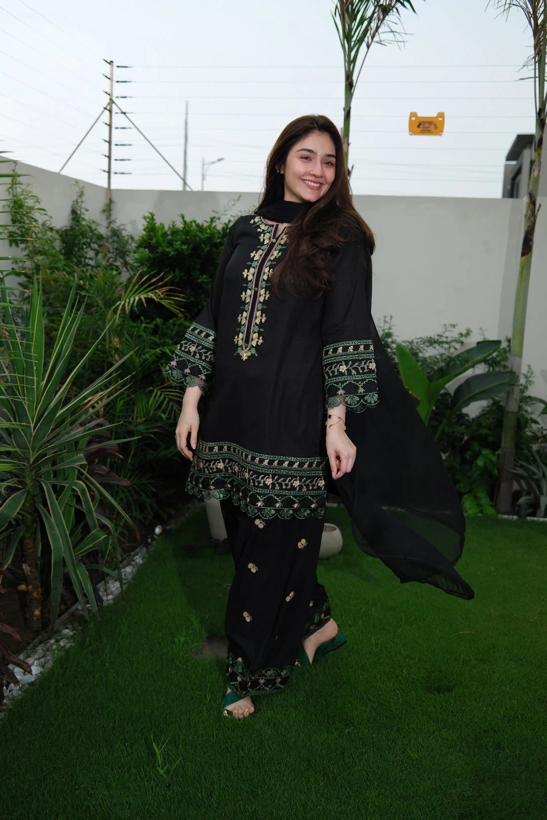 Shai Noor Durefisha 3 piece