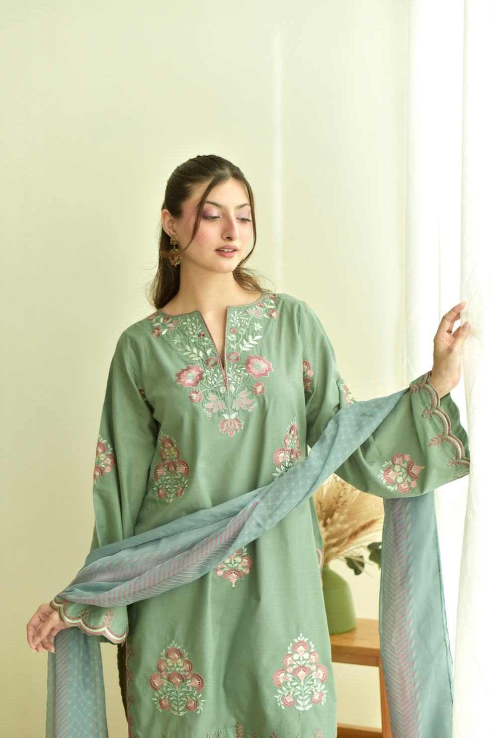 Kainat 3 piece